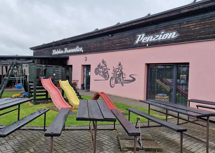 A Motobar Maison d'hôtes Bravantice